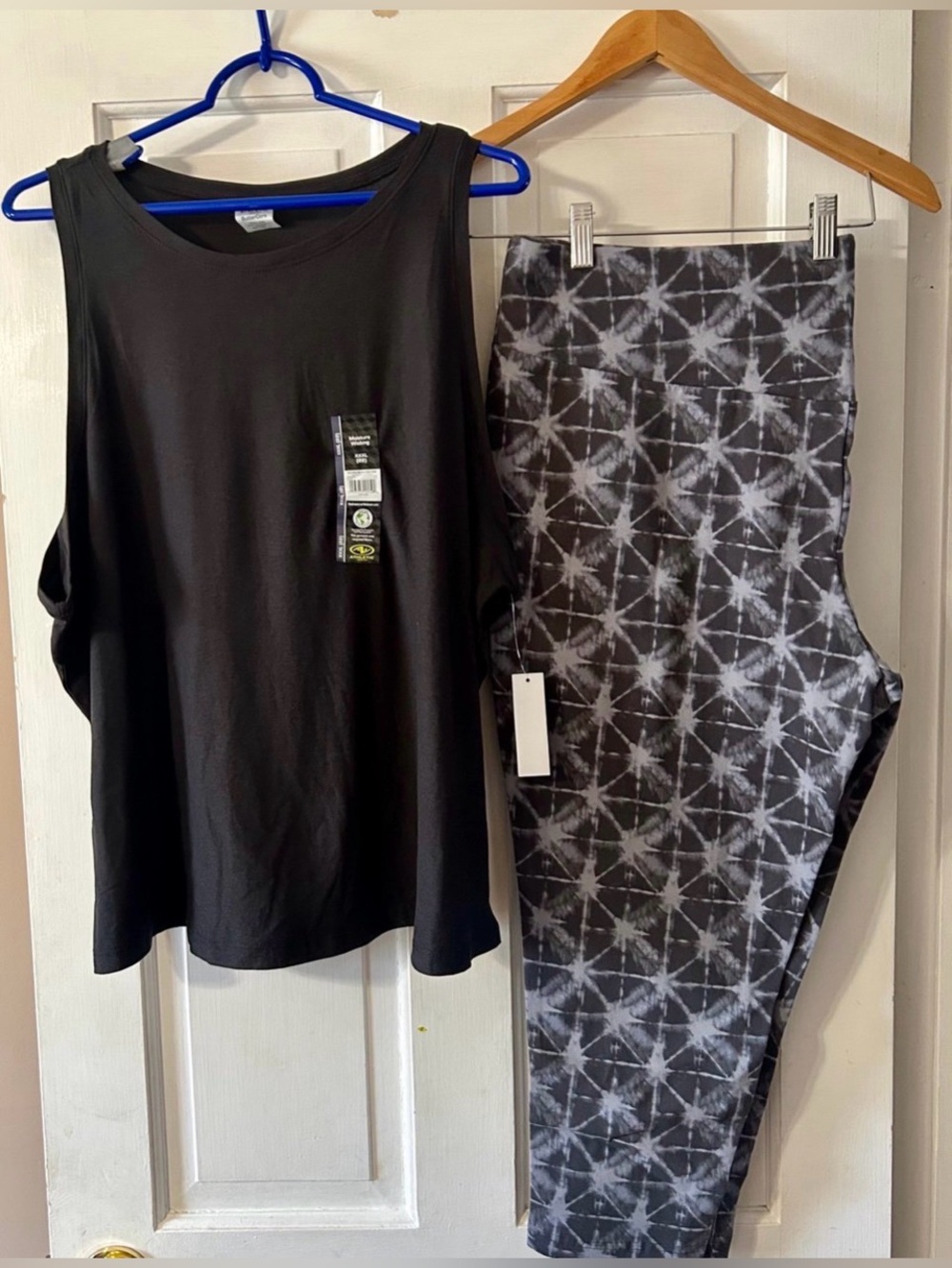 Womens Terra & Sky Capri Leggings w/ Top 2x